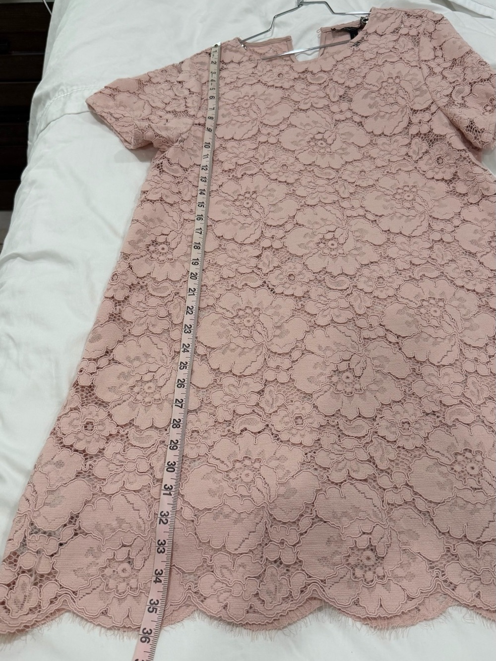 BCBGMaxAzria Pink Lace Dress Diane Dress M Summer Dress BCBG Max Azria GUC - Picture 9 of 11